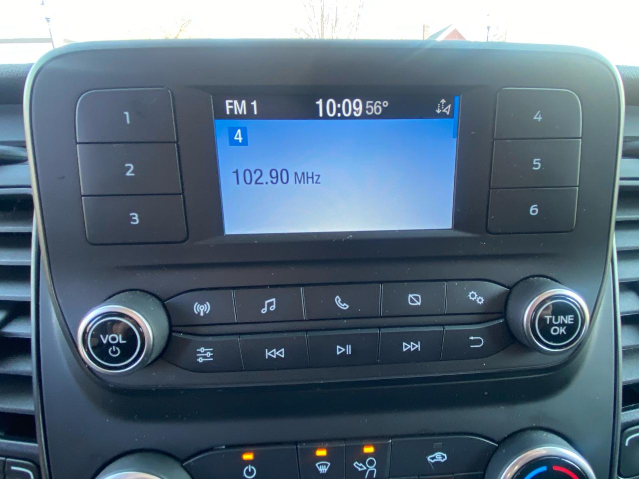 Ford Transit Cargo Van T-250 130" Low Rf 9070 GVWR RWD 2022