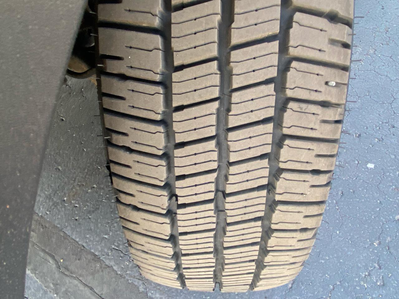 Ford Transit Cargo Van T-250 130" Low Rf 9070 GVWR RWD 2022