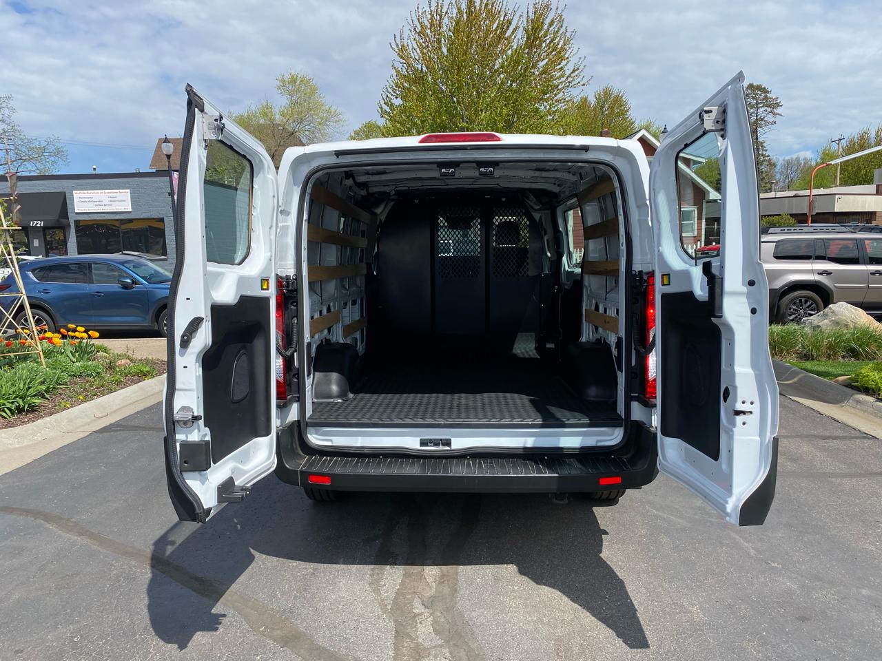 Ford Transit Cargo Van T-250 130" Low Rf 9070 GVWR RWD 2024
