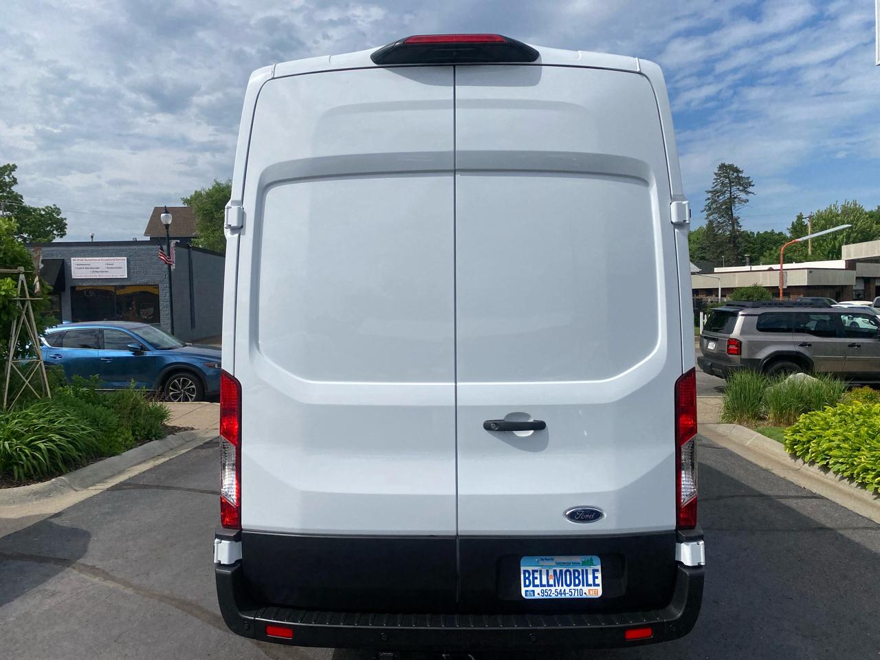 Ford Transit Cargo Van T-250 148" EL Hi Rf 9070 GVWR RWD 2023