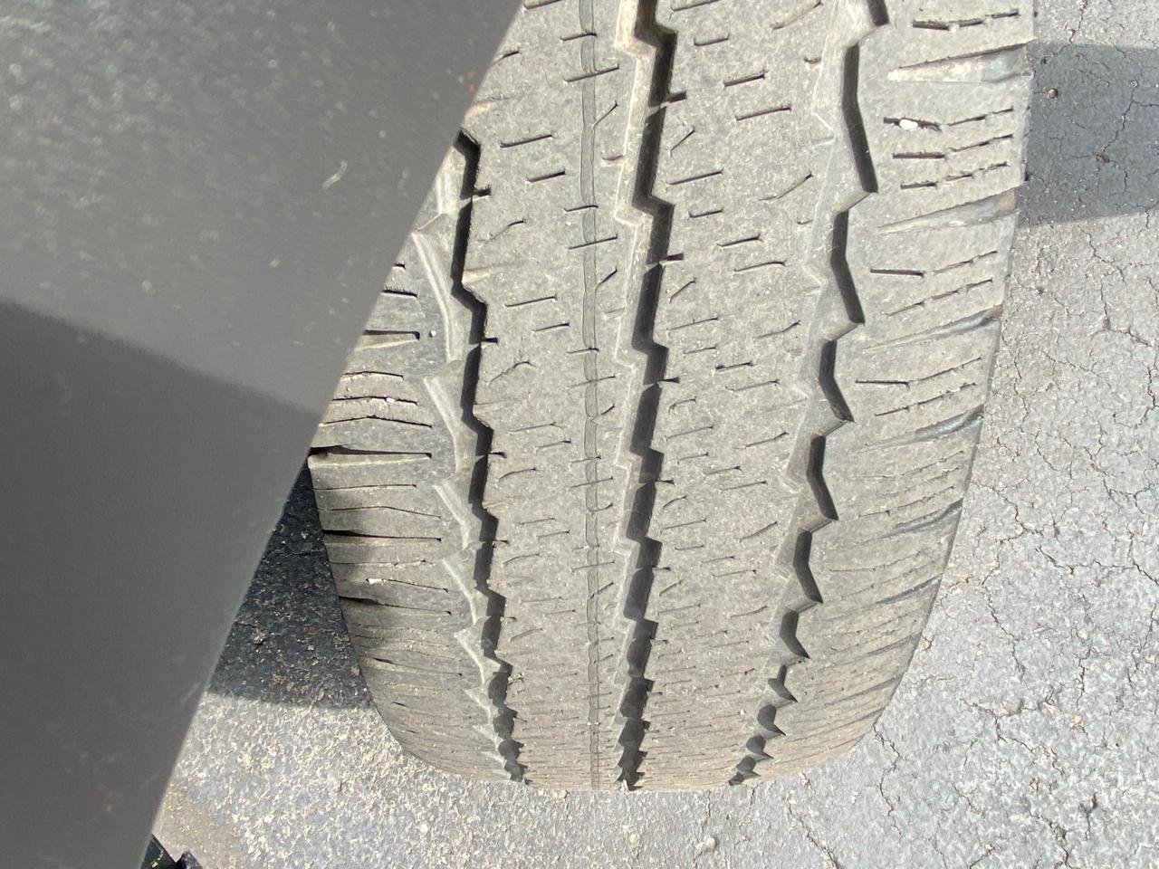 Ford Transit Cargo Van T-250 148" EL Hi Rf 9070 GVWR RWD 2023