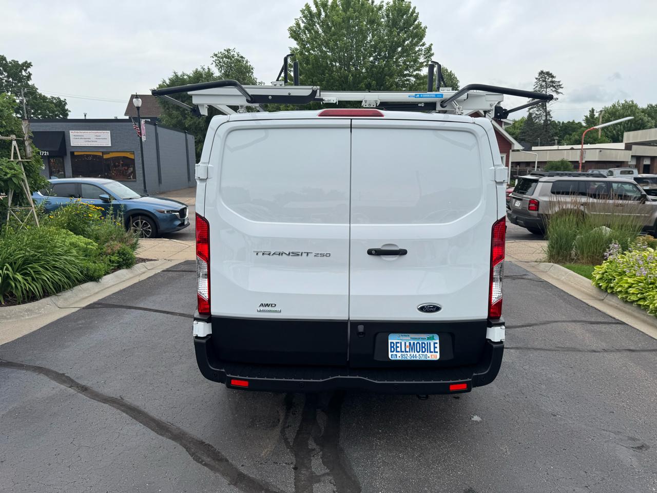 Ford Transit Cargo Van T-250 130" Low Rf 9070 GVWR AWD 2022