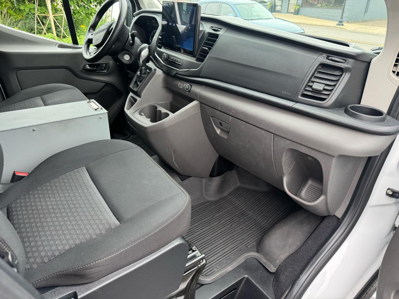 Ford Transit Cargo Van T-250 130" Low Rf 9070 GVWR AWD 2022