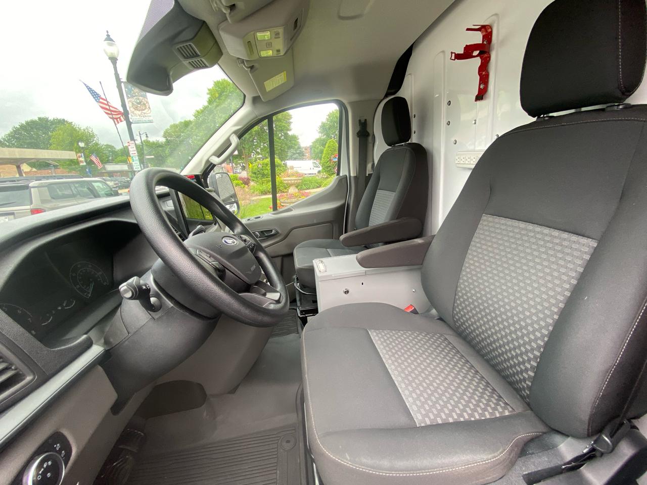Ford Transit Cargo Van T-250 130" Low Rf 9070 GVWR RWD 2023