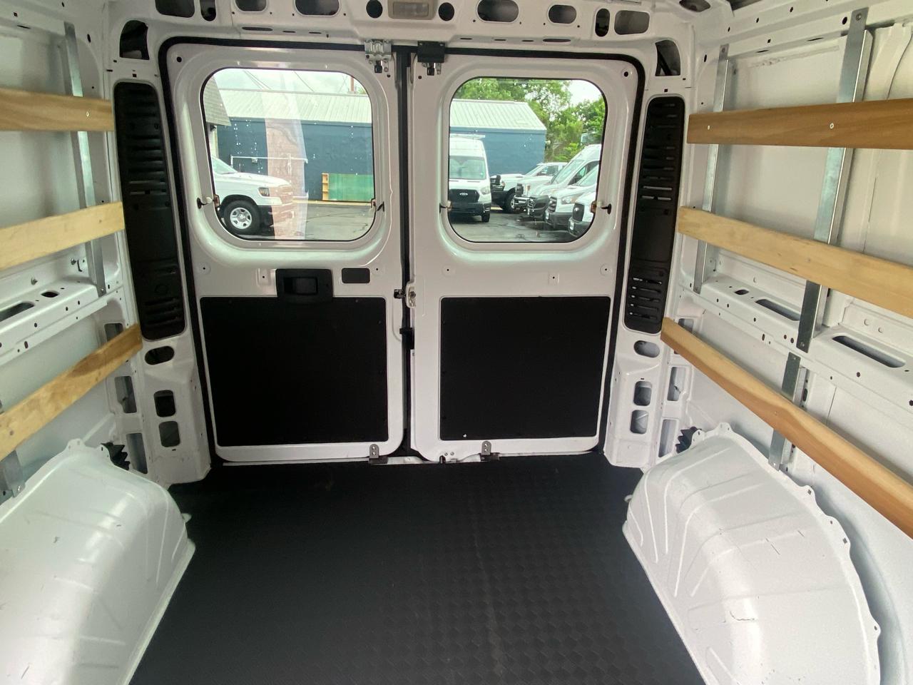 RAM ProMaster Cargo Van Tradesman 2500 Low Roof 136" WB w/Pass Seat 2025
