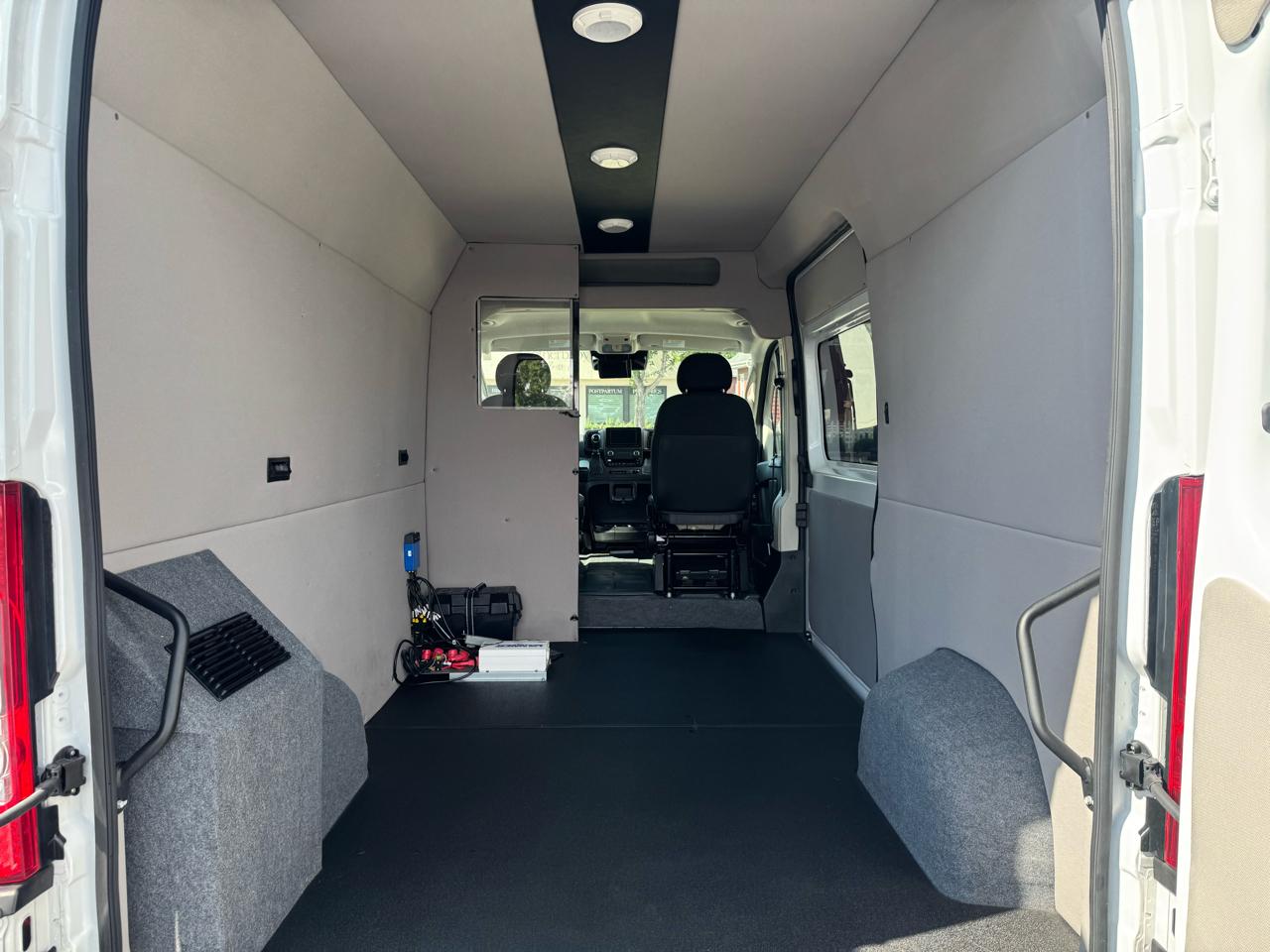 RAM ProMaster Cargo Van 1500 High Roof 136" WB 2022