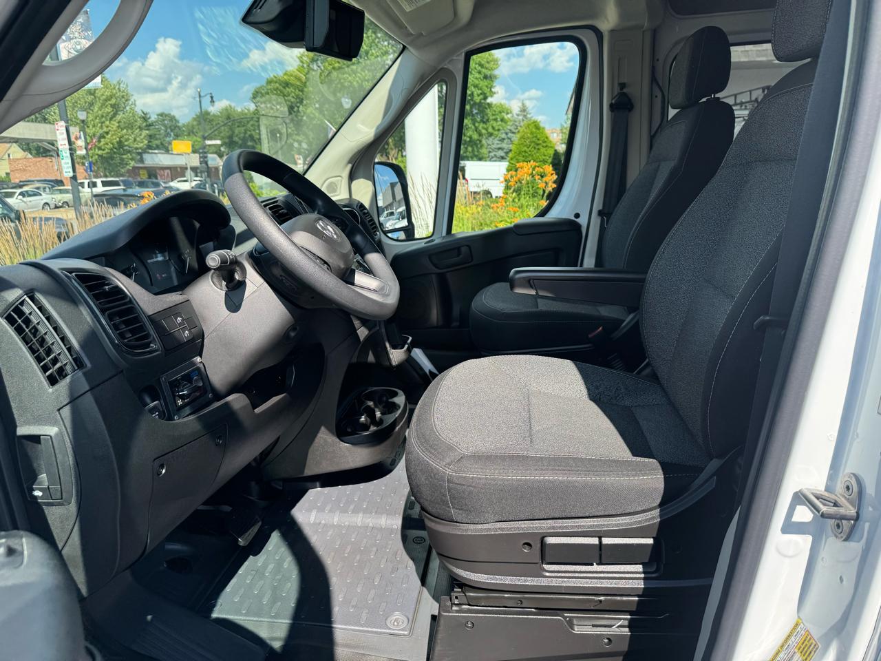 RAM ProMaster Cargo Van 1500 High Roof 136" WB 2022