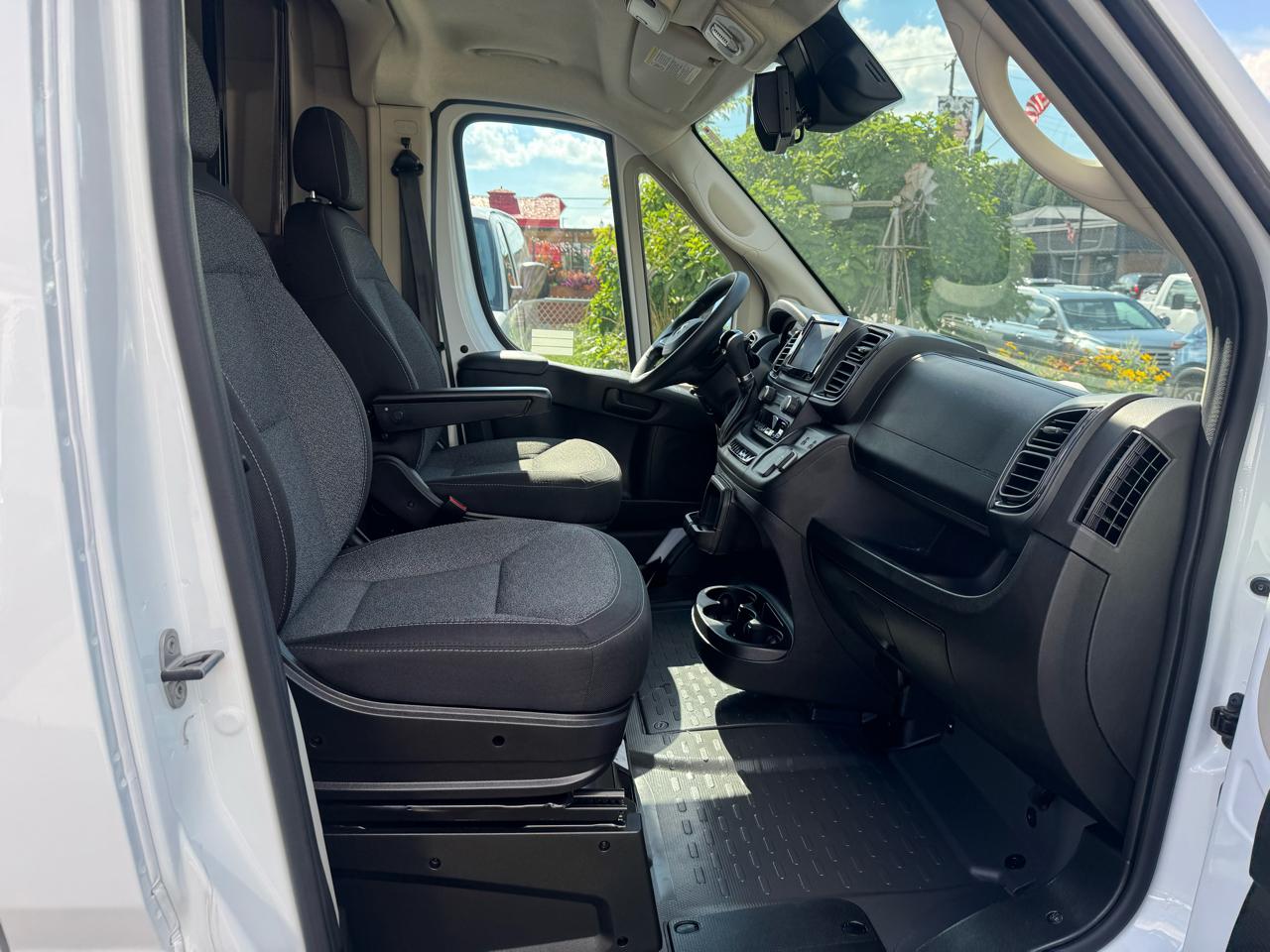 RAM ProMaster Cargo Van 1500 High Roof 136" WB 2022