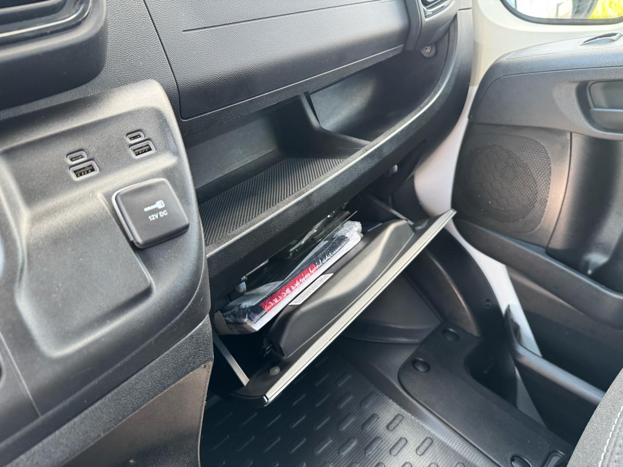 RAM ProMaster Cargo Van 1500 High Roof 136" WB 2022