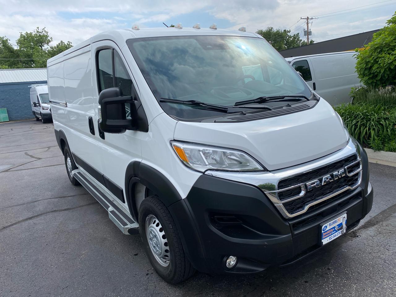 RAM ProMaster Cargo Van Tradesman 2500 Low Roof 136" WB w/Pass Seat 2025