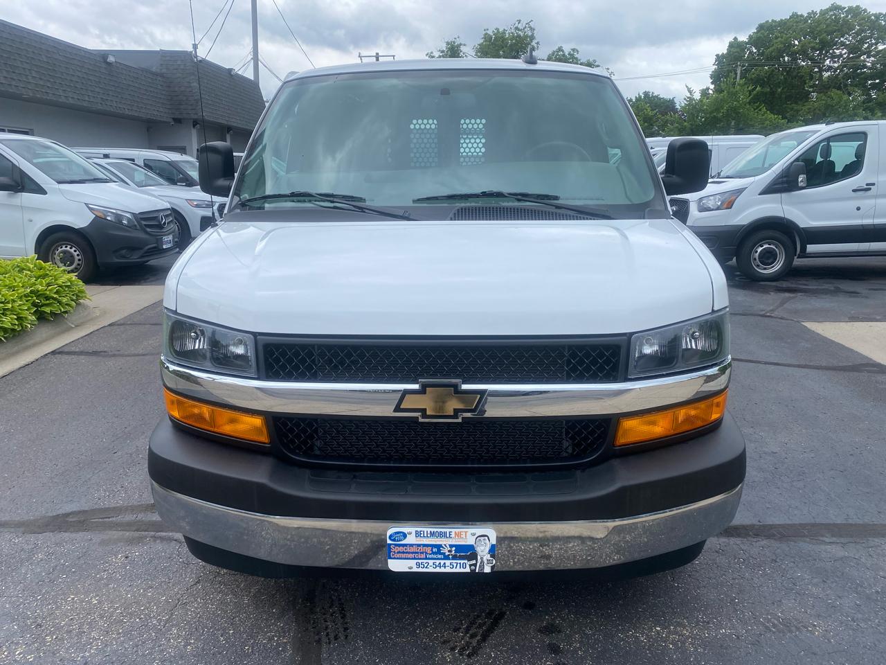 Chevrolet Express Cargo Van RWD 2500 135" 2025