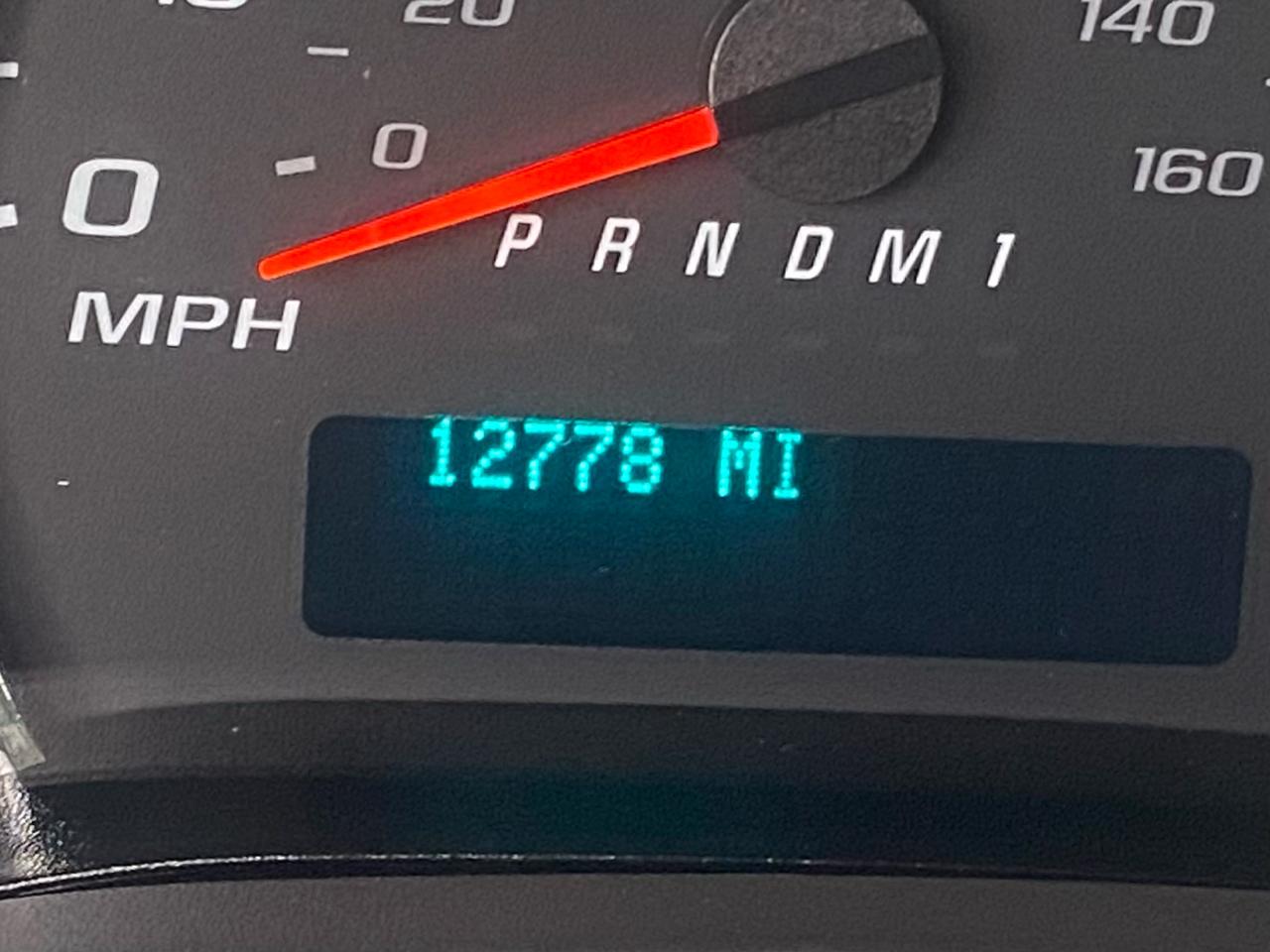 Chevrolet Express Cargo Van RWD 2500 135" 2025