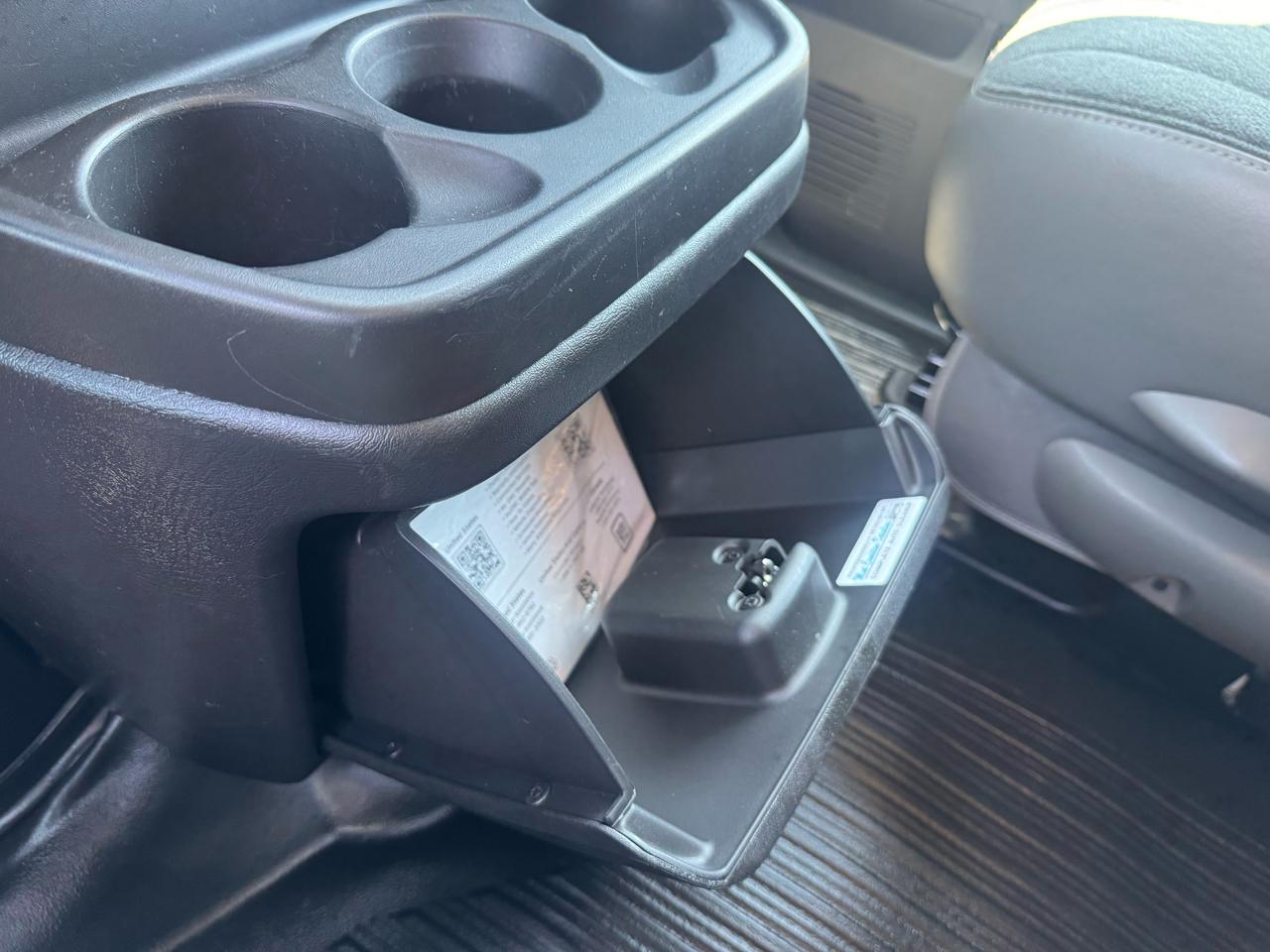 GMC Savana Cargo Van RWD 2500 135" 2025