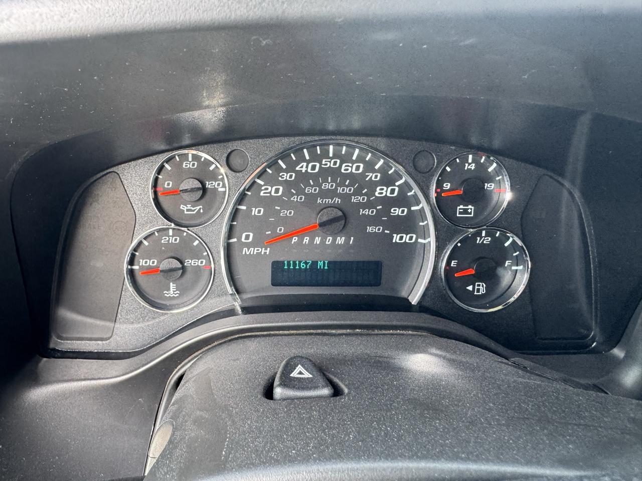 GMC Savana Cargo Van RWD 2500 135" 2024