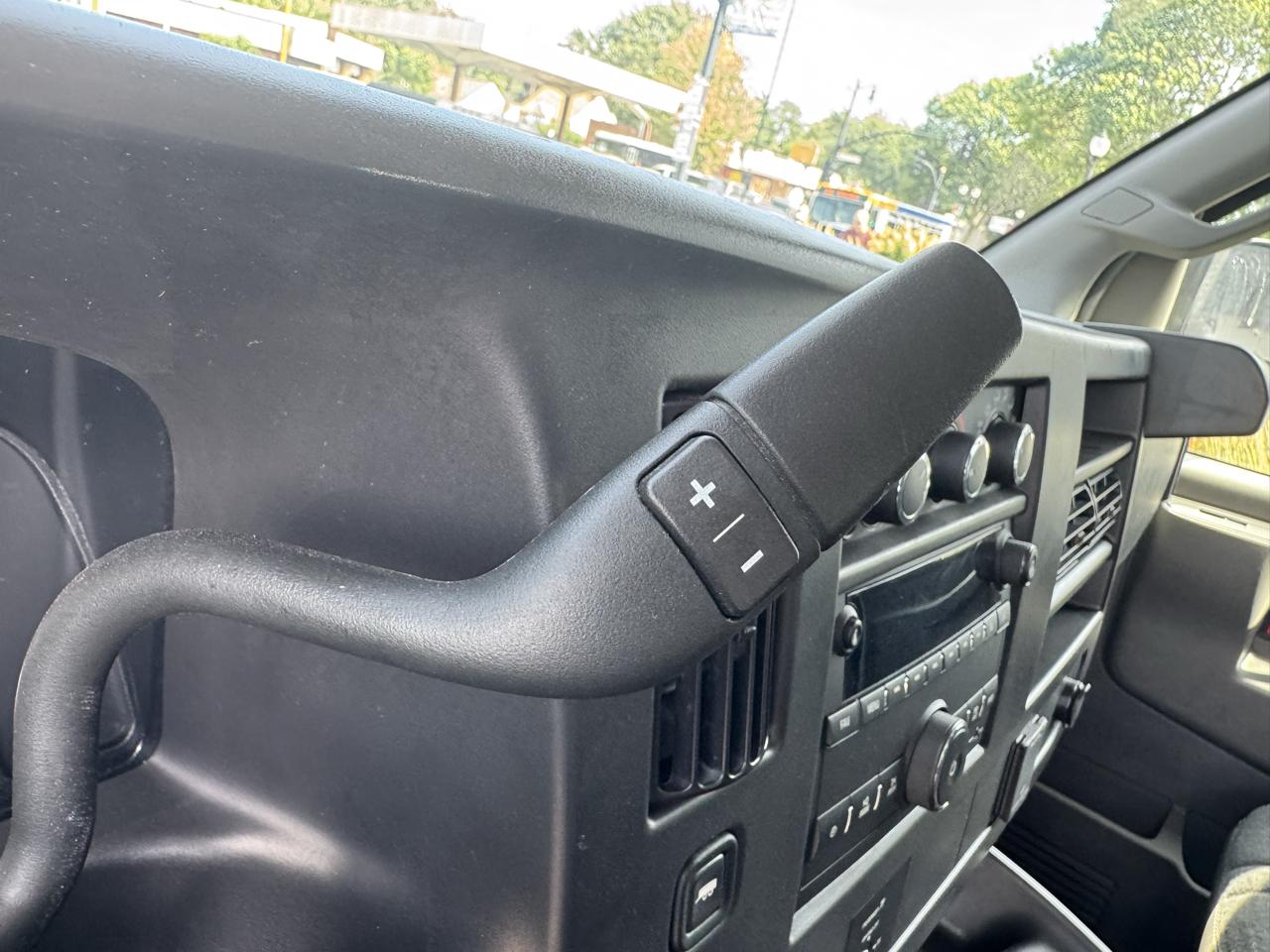 GMC Savana Cargo Van RWD 2500 135" 2024