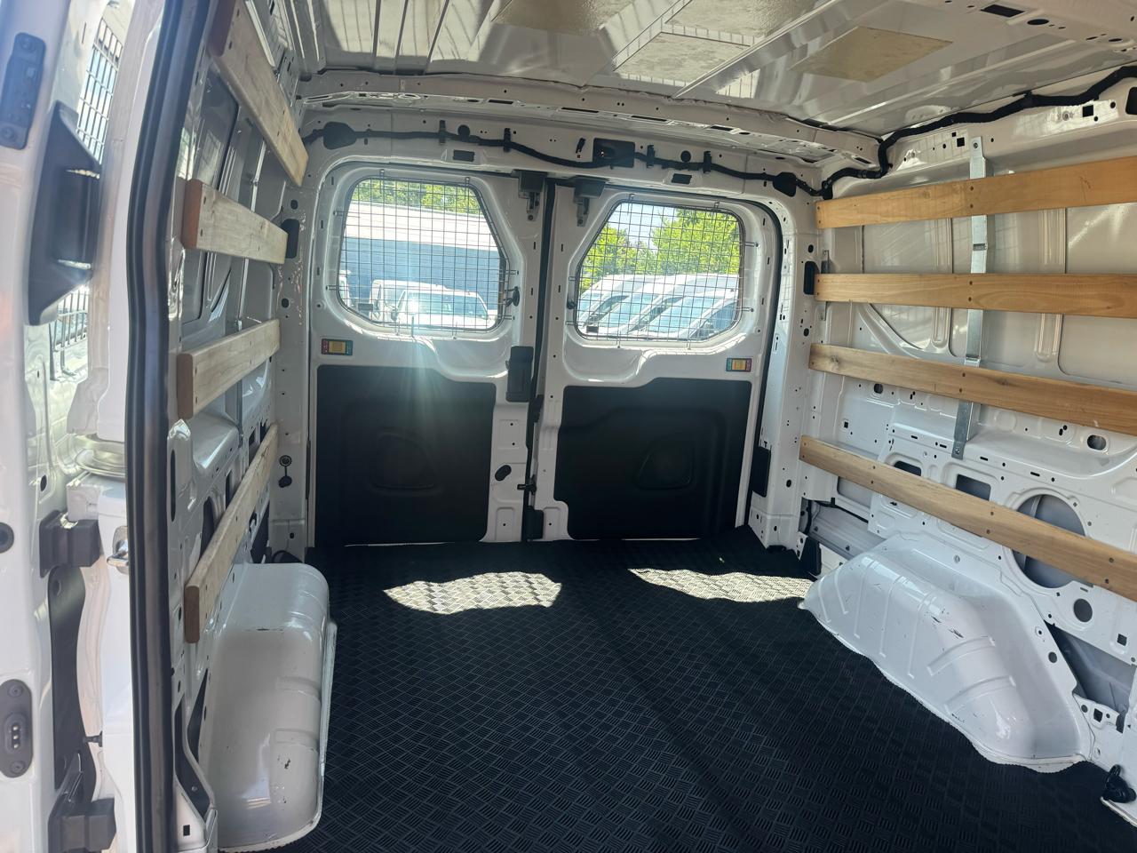Ford Transit Cargo Van T-250 130" Low Rf 9070 GVWR RWD 2024