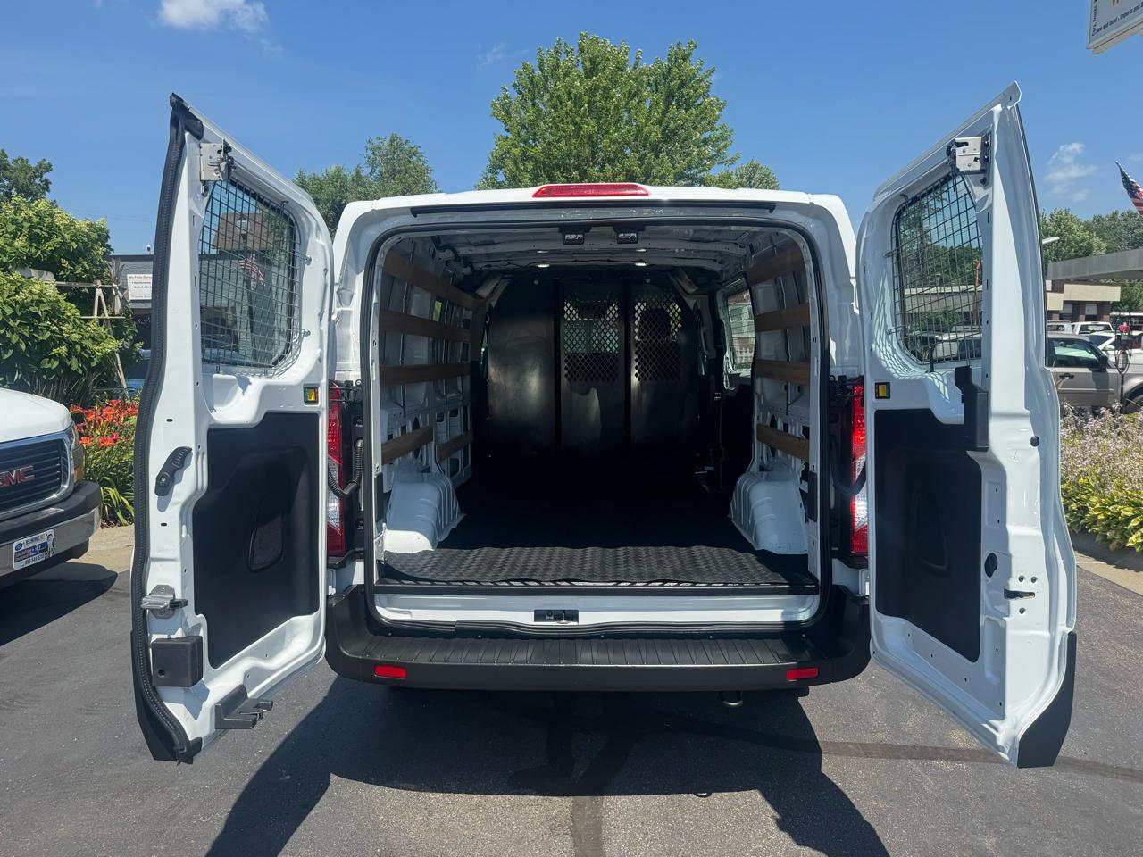 Ford Transit Cargo Van T-250 130" Low Rf 9070 GVWR RWD 2024