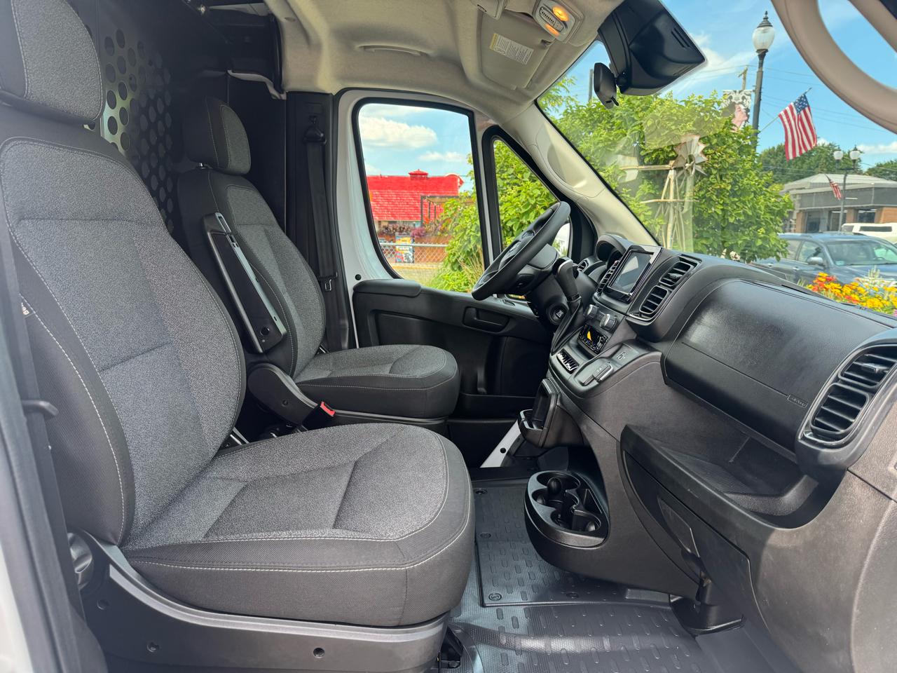 RAM ProMaster Cargo Van Tradesman 2500 Low Roof 136" WB w/Pass Seat 2025