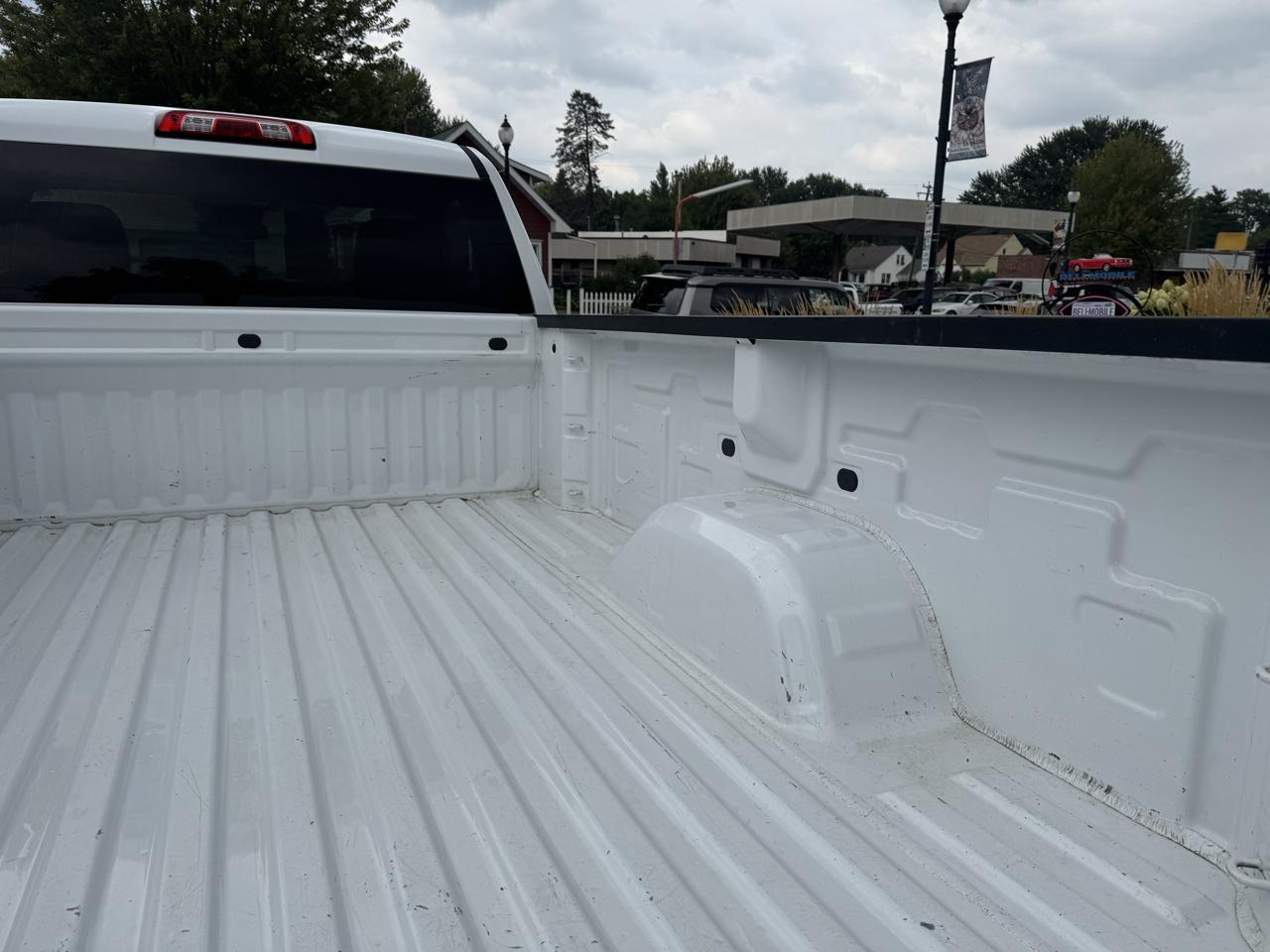 Chevrolet Silverado 1500 4WD Reg Cab 140" Work Truck 2023