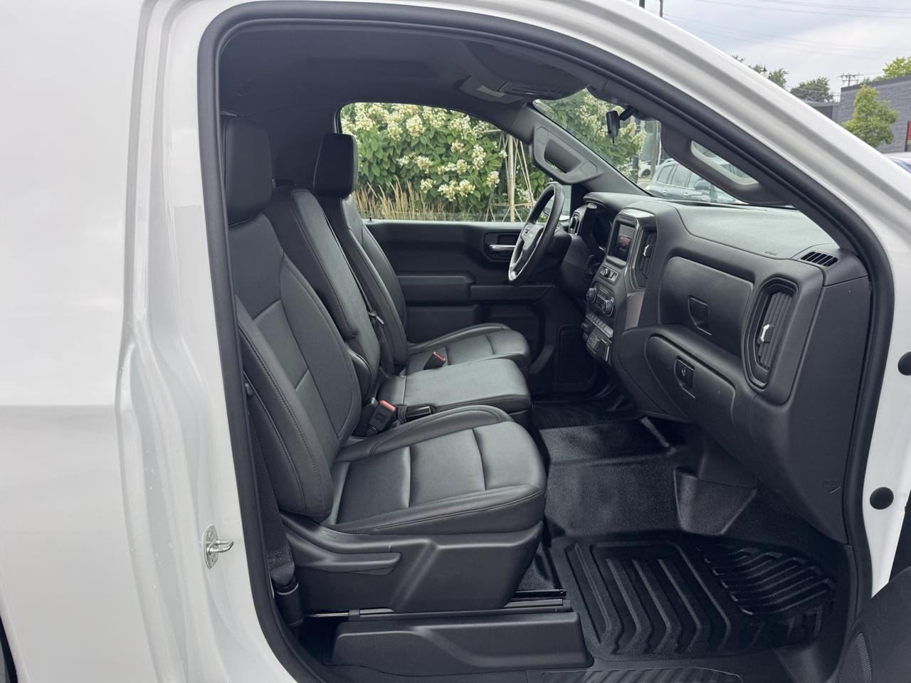 Chevrolet Silverado 1500 4WD Reg Cab 140" Work Truck 2023