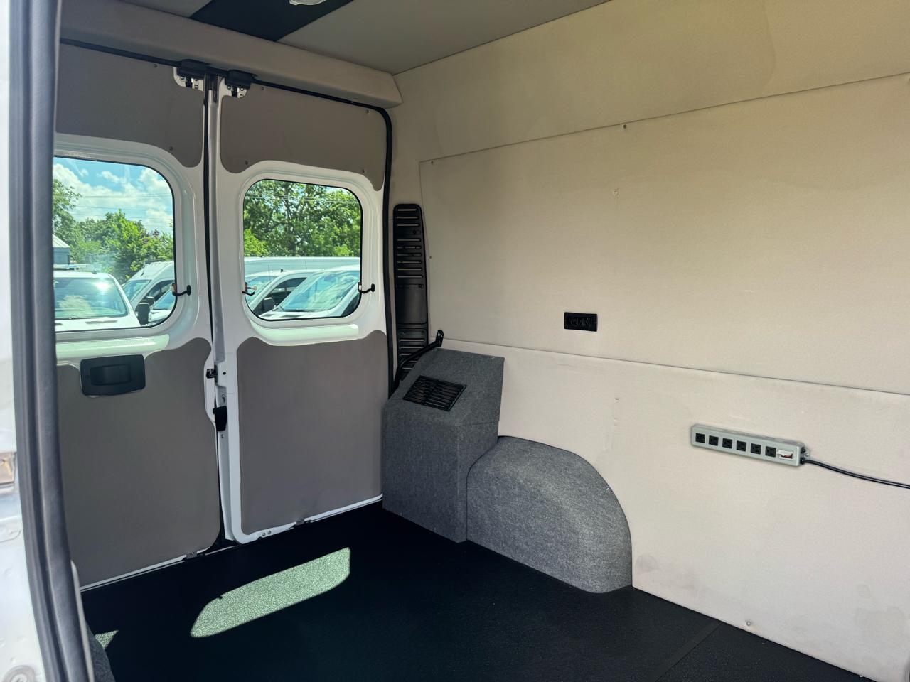 RAM ProMaster Cargo Van 1500 High Roof 136" WB 2022