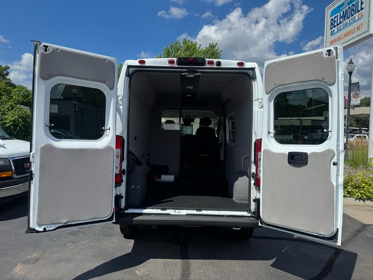 RAM ProMaster Cargo Van 1500 High Roof 136" WB 2022