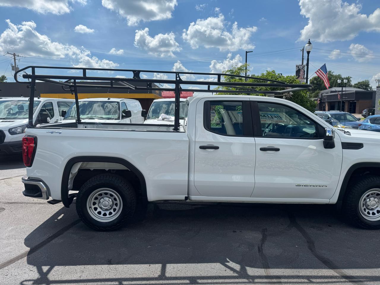 GMC Sierra 1500 4WD Double Cab 147" Pro 2022
