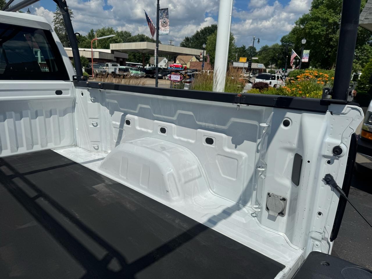 GMC Sierra 1500 4WD Double Cab 147" Pro 2022