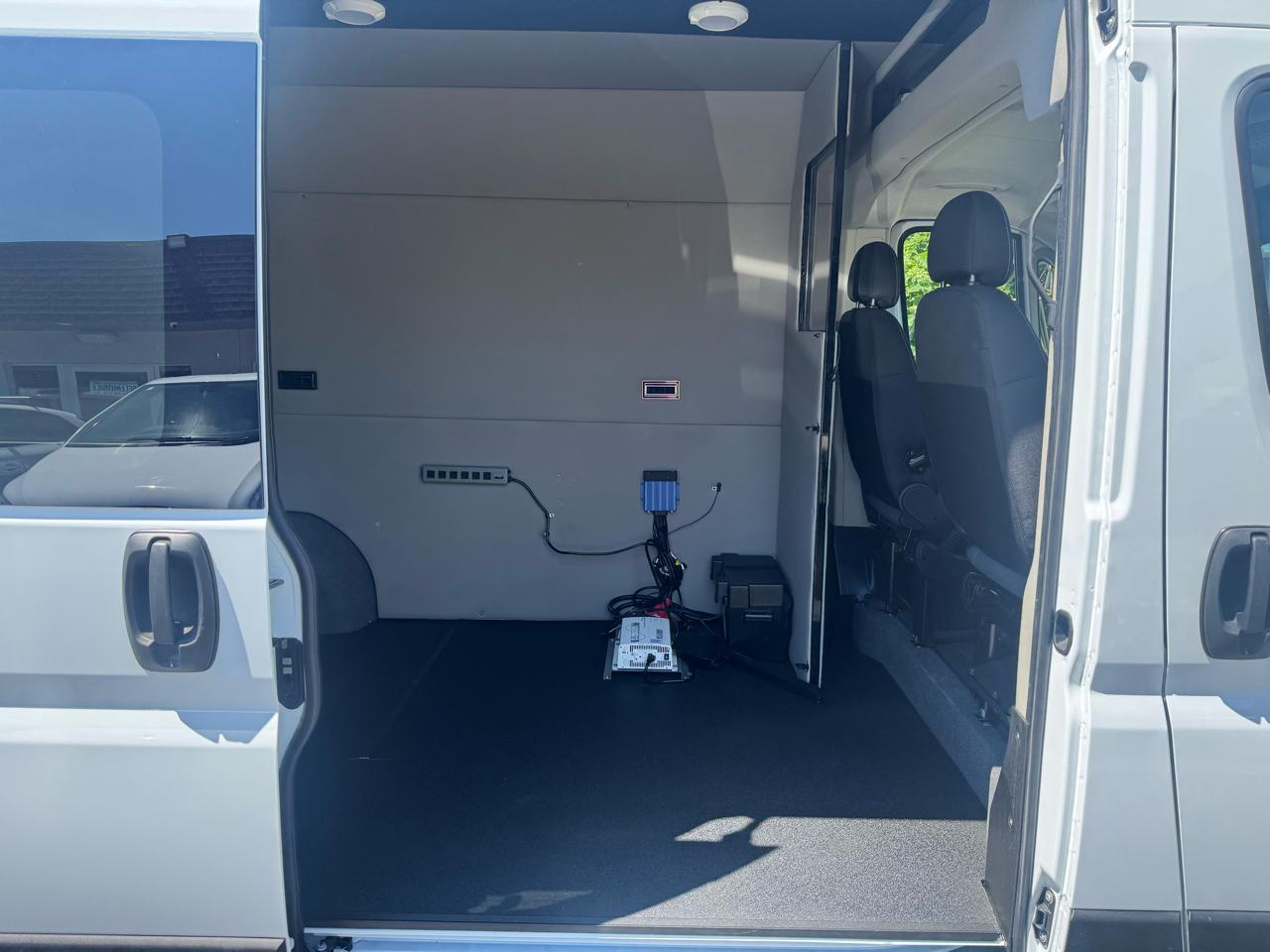 RAM ProMaster Cargo Van 1500 High Roof 136" WB 2022