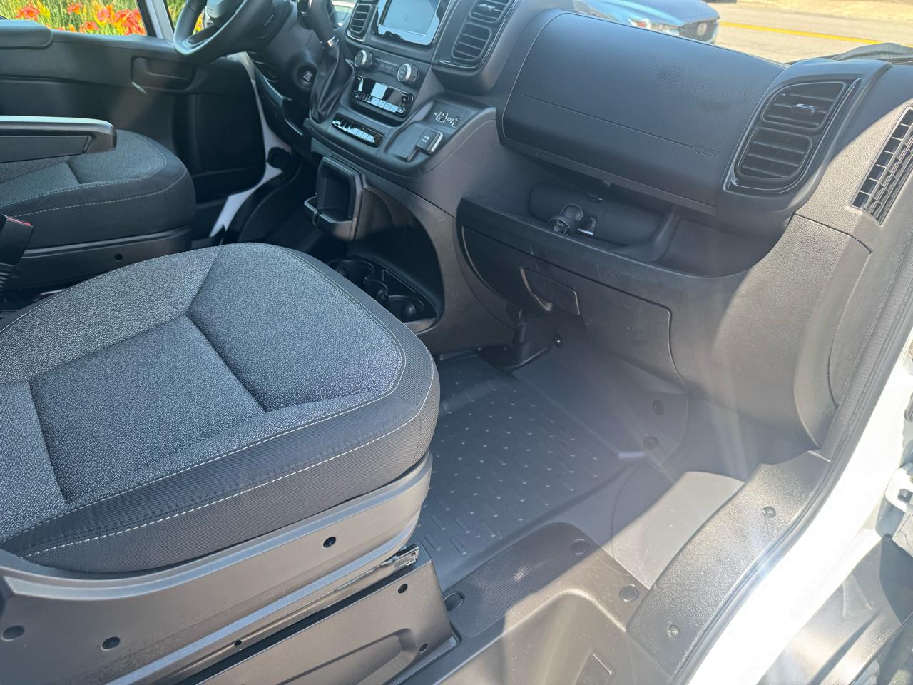 RAM ProMaster Cargo Van 1500 High Roof 136" WB 2022