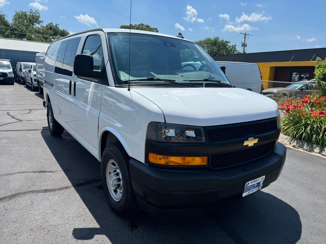 Chevrolet Express Cargo Van RWD 2500 135" 2021