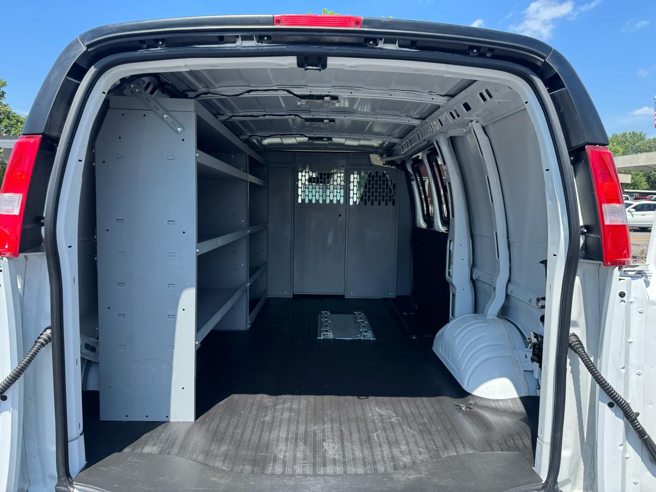 Chevrolet Express Cargo Van RWD 2500 135" 2021