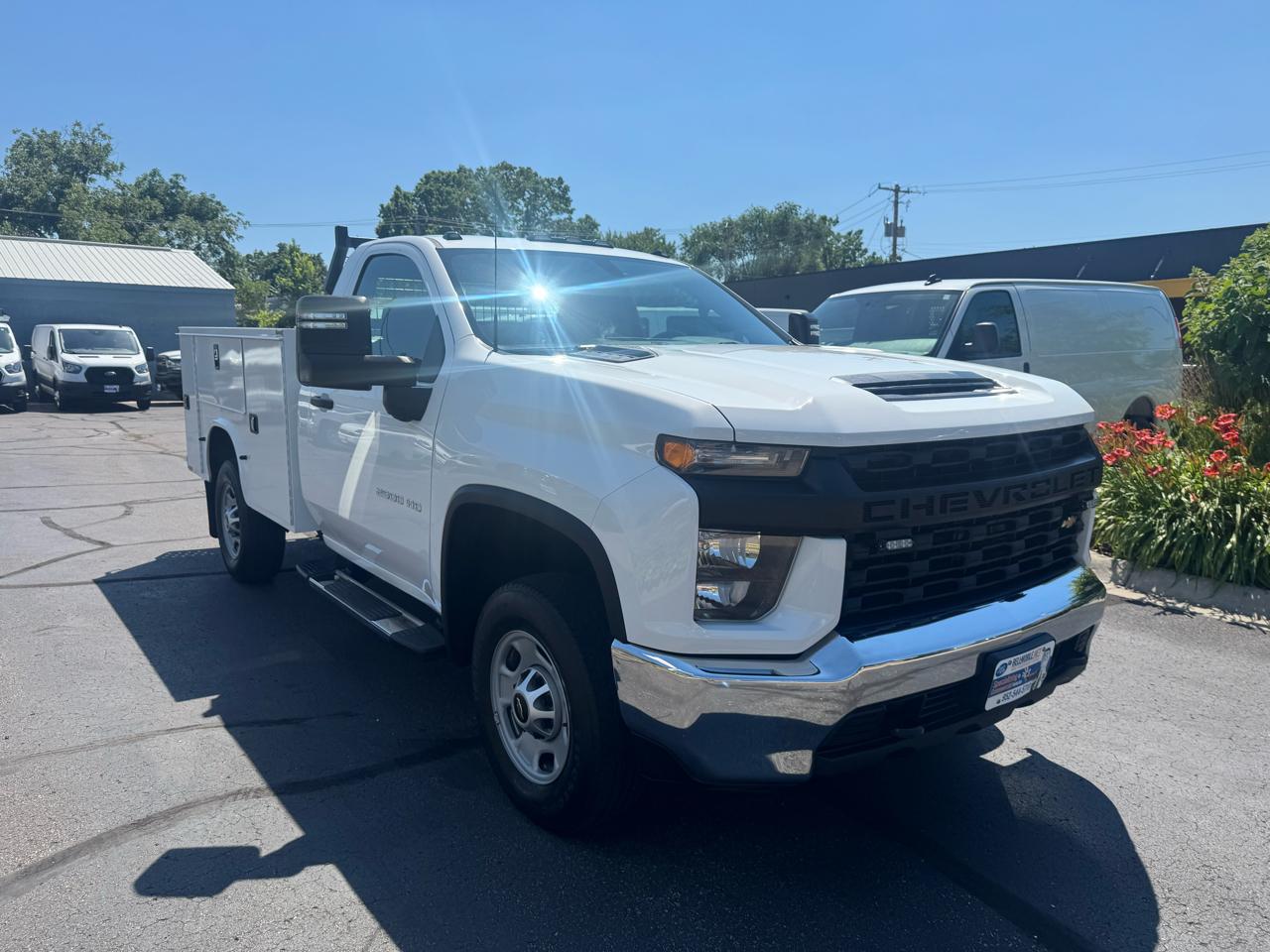 Chevrolet Silverado 2500HD 4WD Reg Cab 142" Work Truck 2023