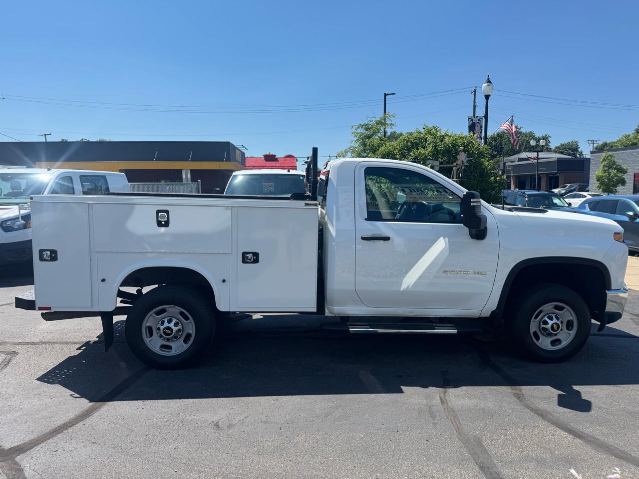 Chevrolet Silverado 2500HD 4WD Reg Cab 142" Work Truck 2023