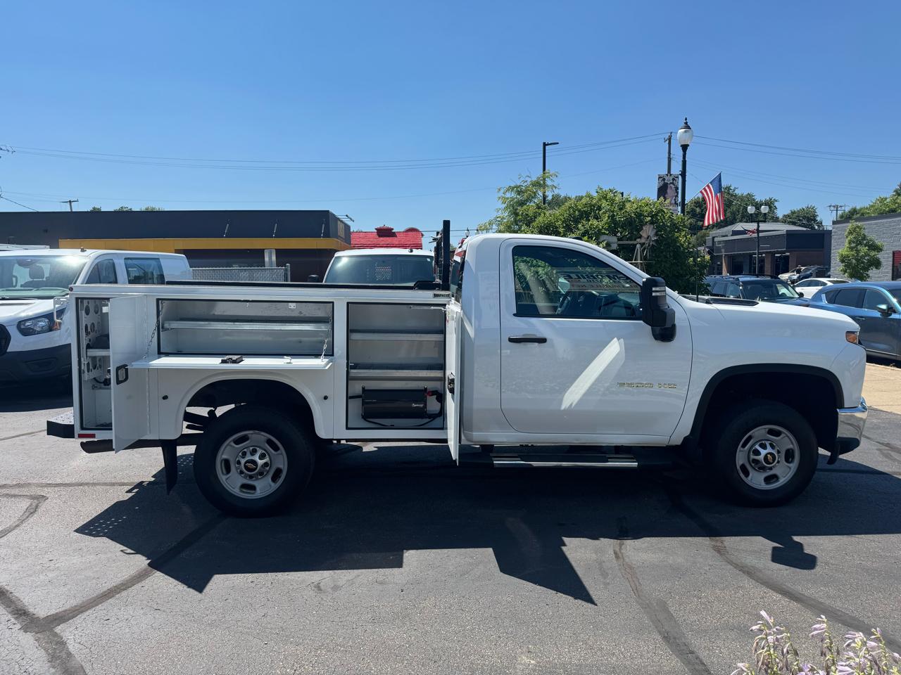 Chevrolet Silverado 2500HD 4WD Reg Cab 142" Work Truck 2023