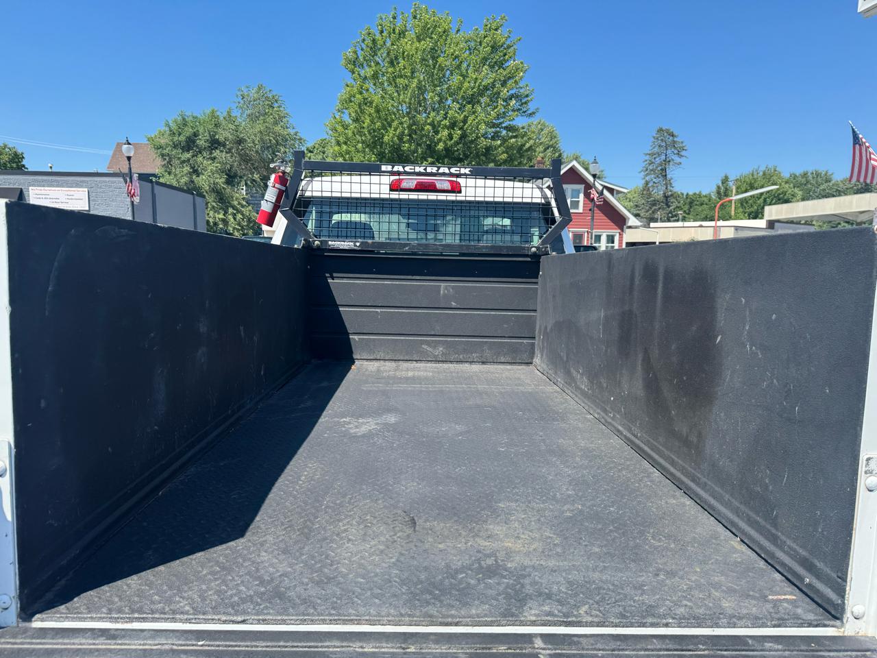 Chevrolet Silverado 2500HD 4WD Reg Cab 142" Work Truck 2023