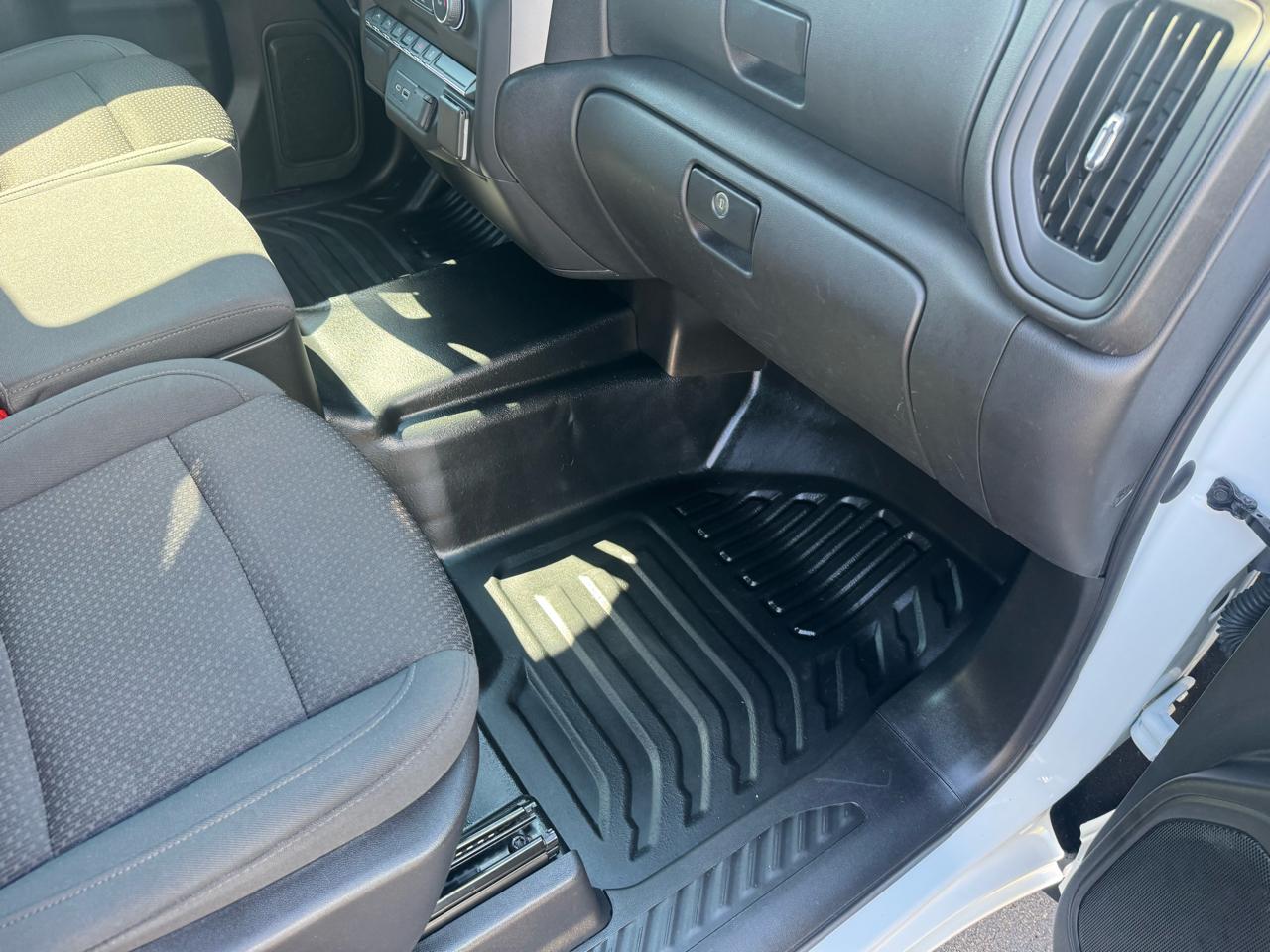Chevrolet Silverado 1500 4WD Crew Cab 157" Work Truck 2022