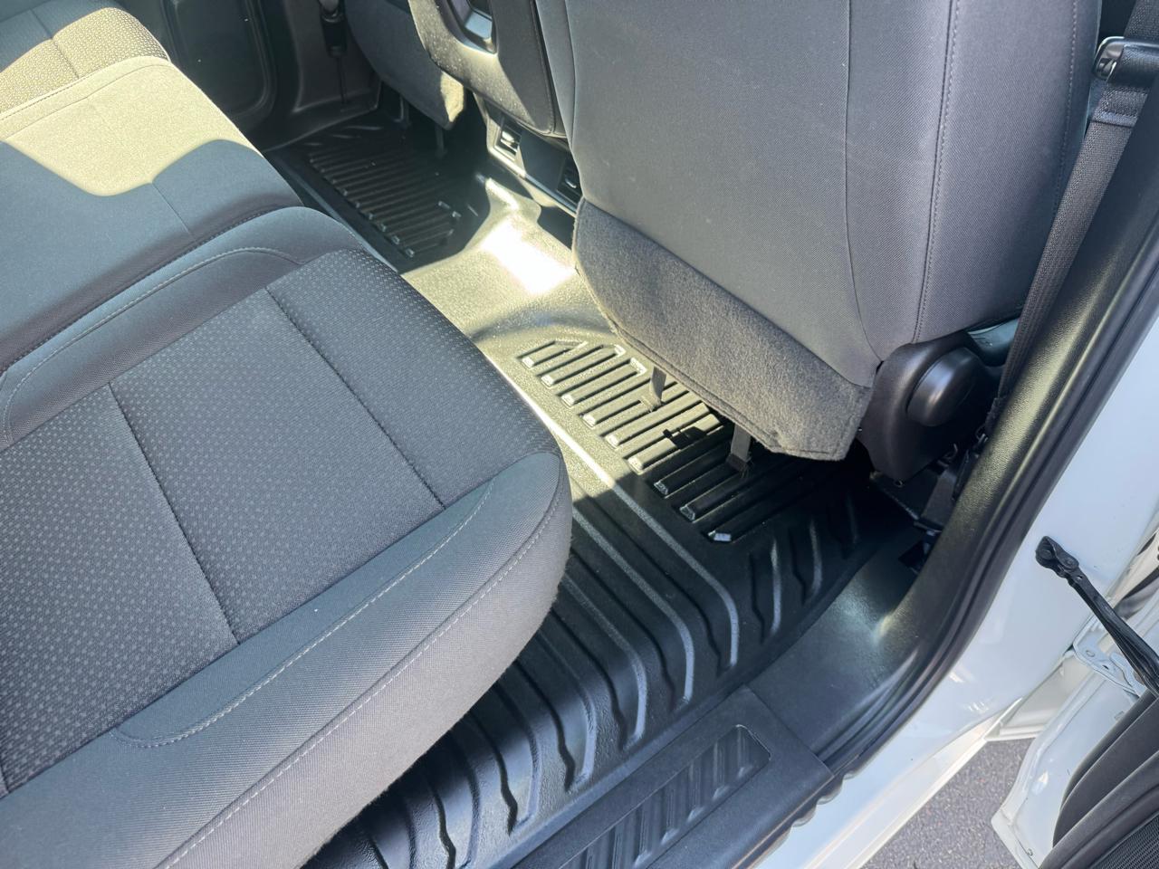 Chevrolet Silverado 1500 4WD Crew Cab 157" Work Truck 2022