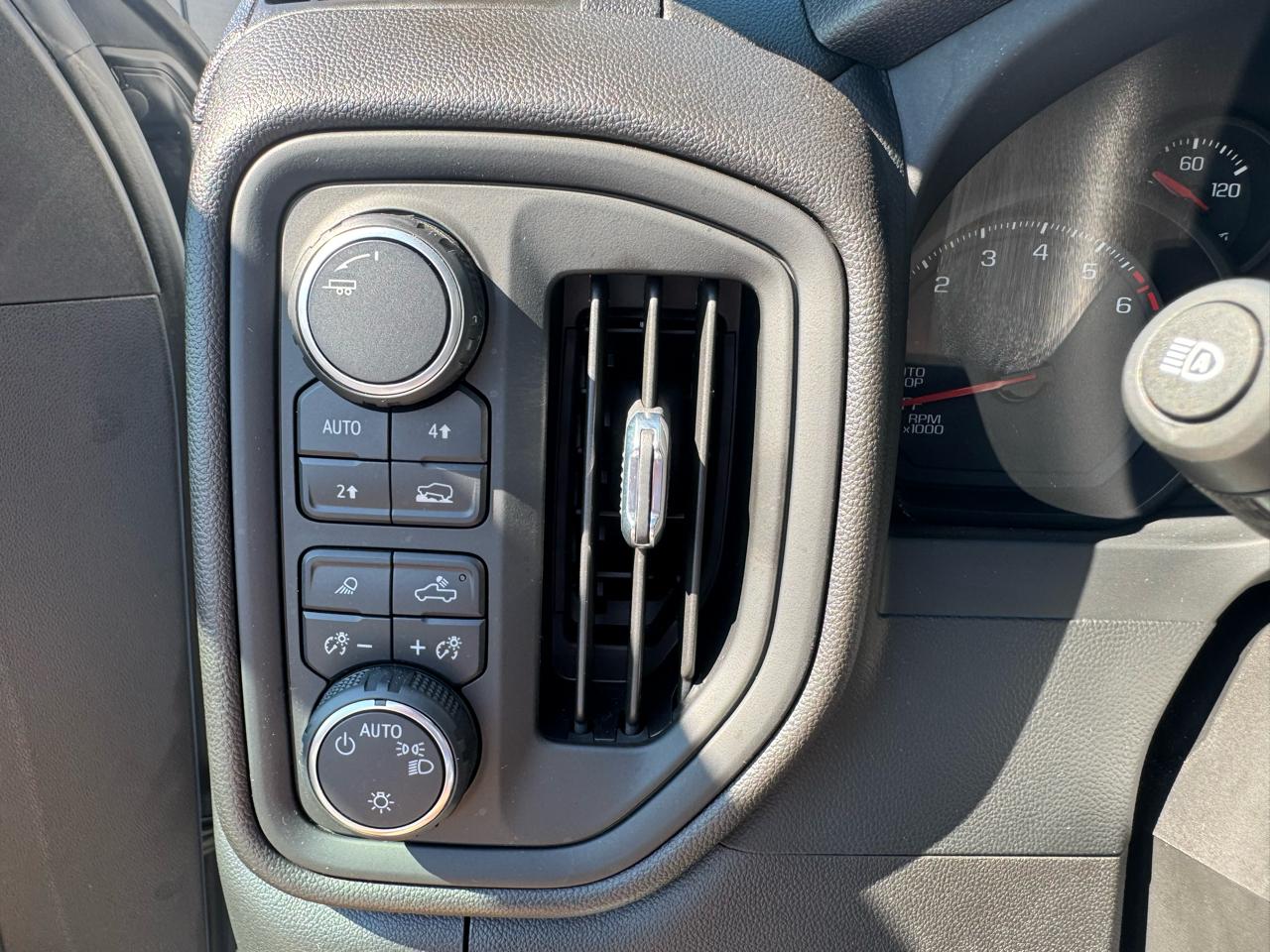 Chevrolet Silverado 1500 4WD Crew Cab 157" Work Truck 2022