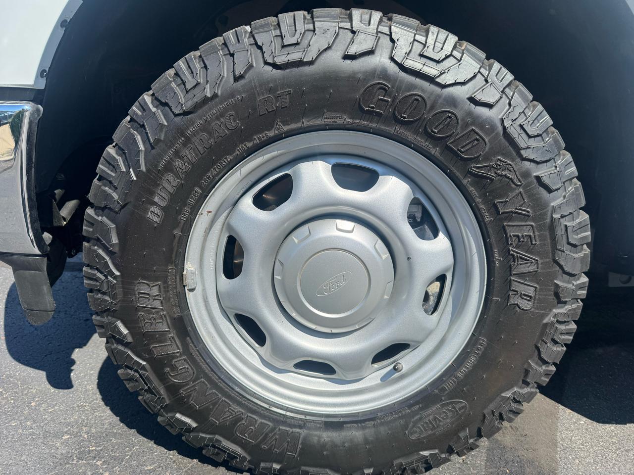 Ford F-150 XL 4WD SuperCab 6.5' Box 2024