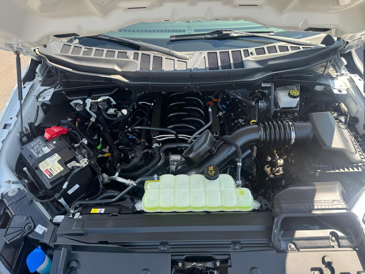 Ford F-150 XL 4WD SuperCab 6.5' Box 2024