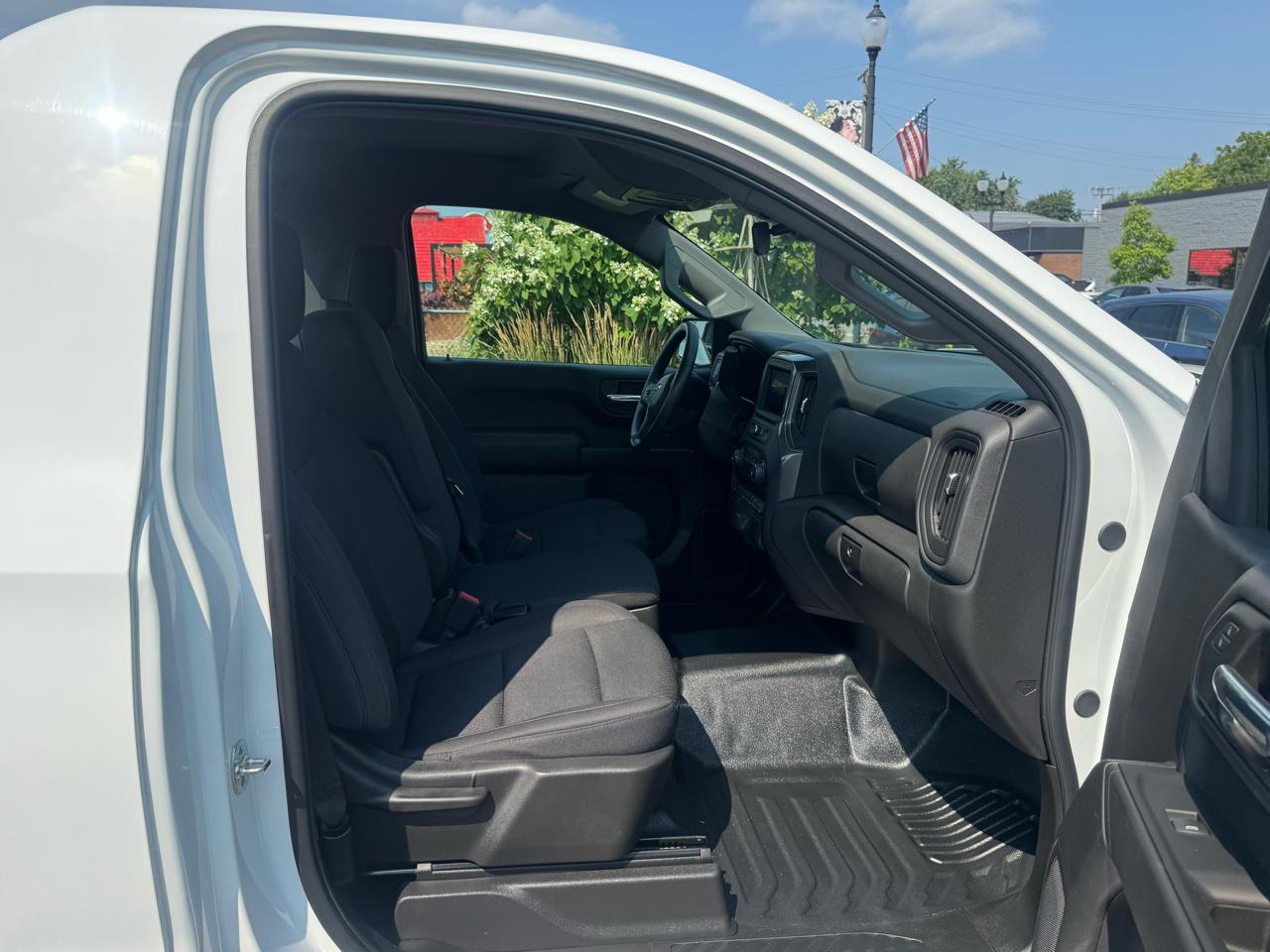 Chevrolet Silverado 1500 2WD Reg Cab 140" Work Truck 2025
