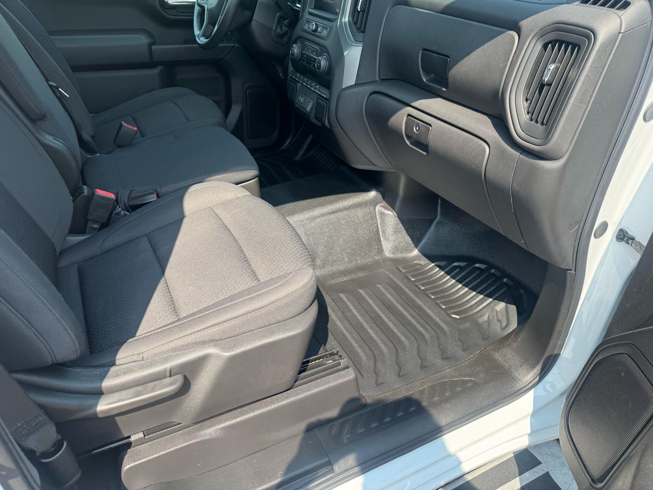 Chevrolet Silverado 1500 2WD Reg Cab 140" Work Truck 2025