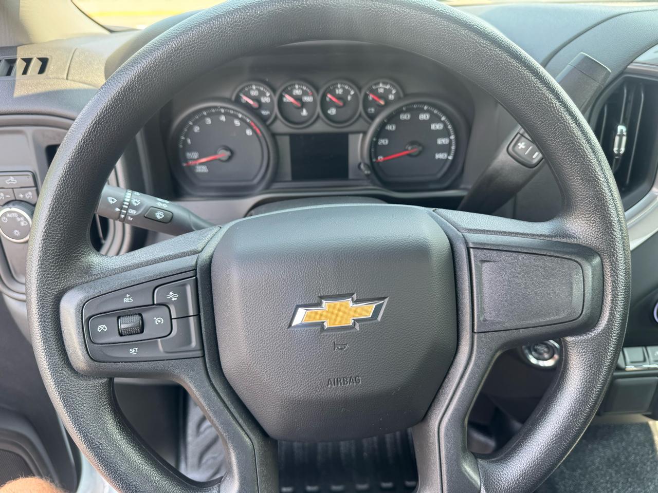 Chevrolet Silverado 1500 2WD Reg Cab 140" Work Truck 2025