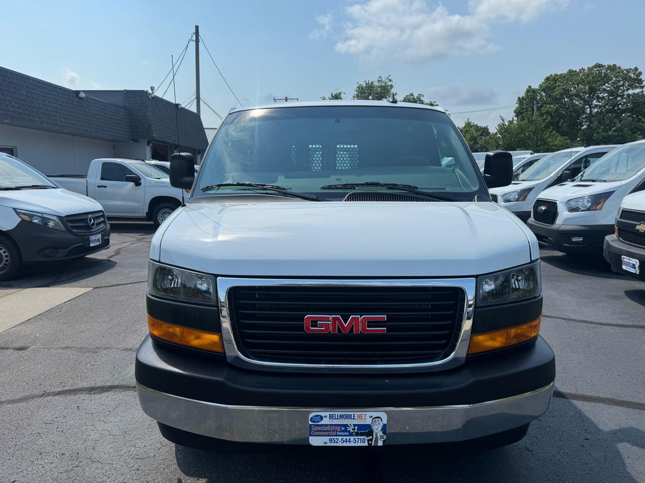 GMC Savana Cargo Van RWD 2500 135" 2025