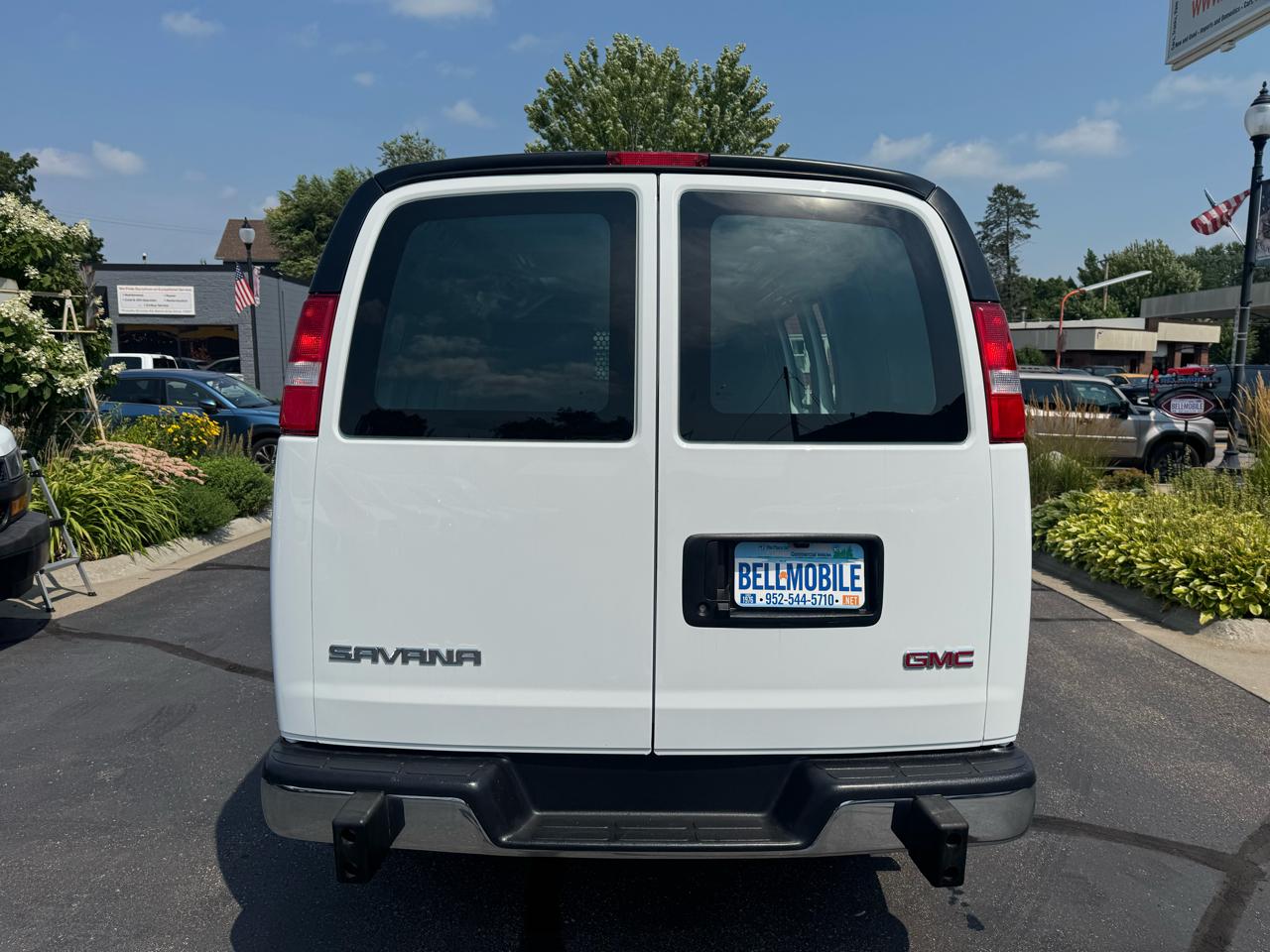 GMC Savana Cargo Van RWD 2500 135" 2025