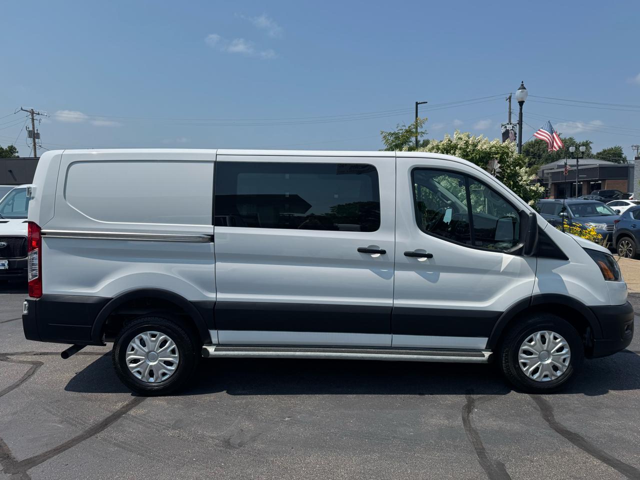 Ford Transit Cargo Van T-250 130" Low Rf 9070 GVWR RWD 2025