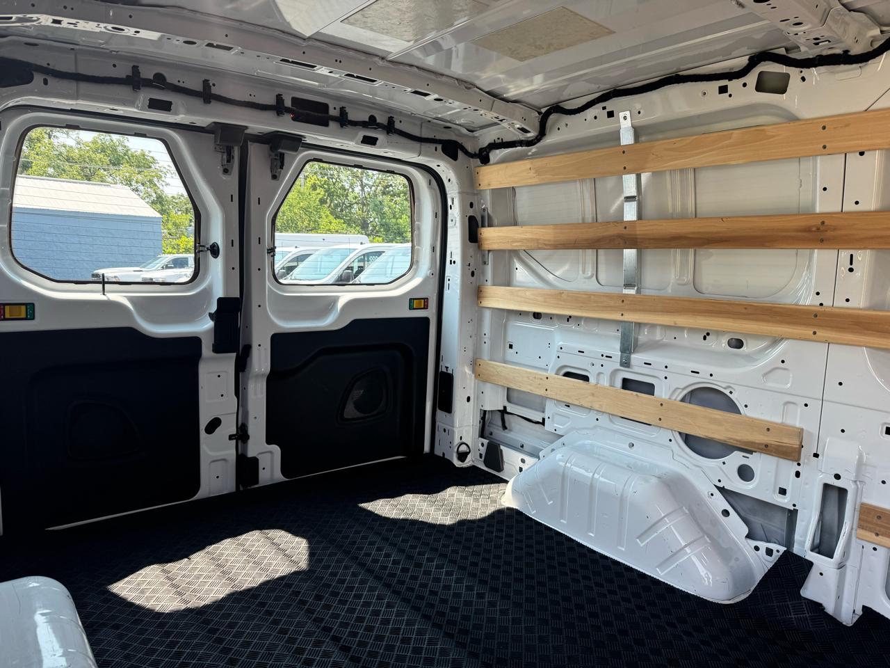 Ford Transit Cargo Van T-250 130" Low Rf 9070 GVWR RWD 2025