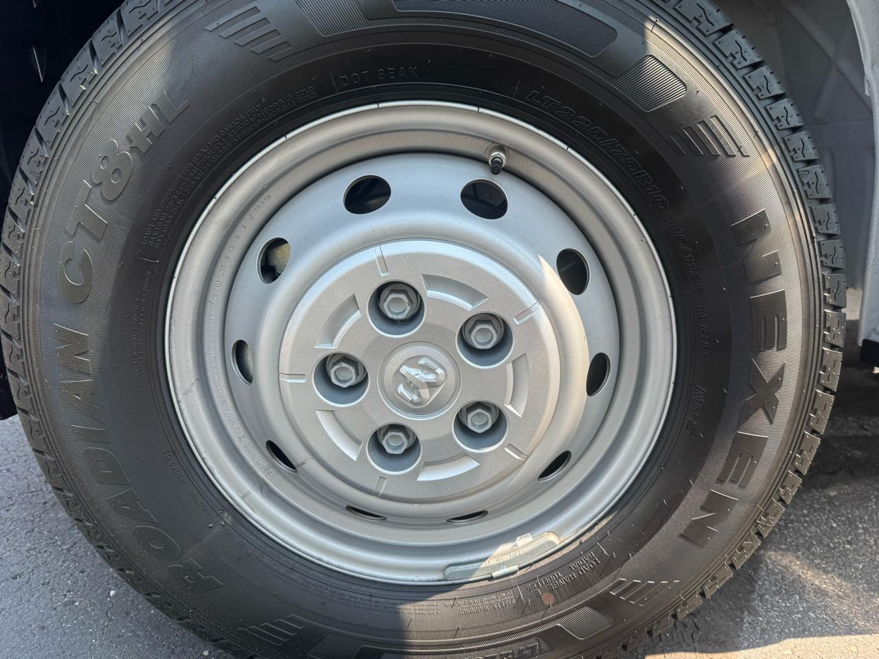 RAM ProMaster Cargo Van 1500 Low Roof 118" WB 2023