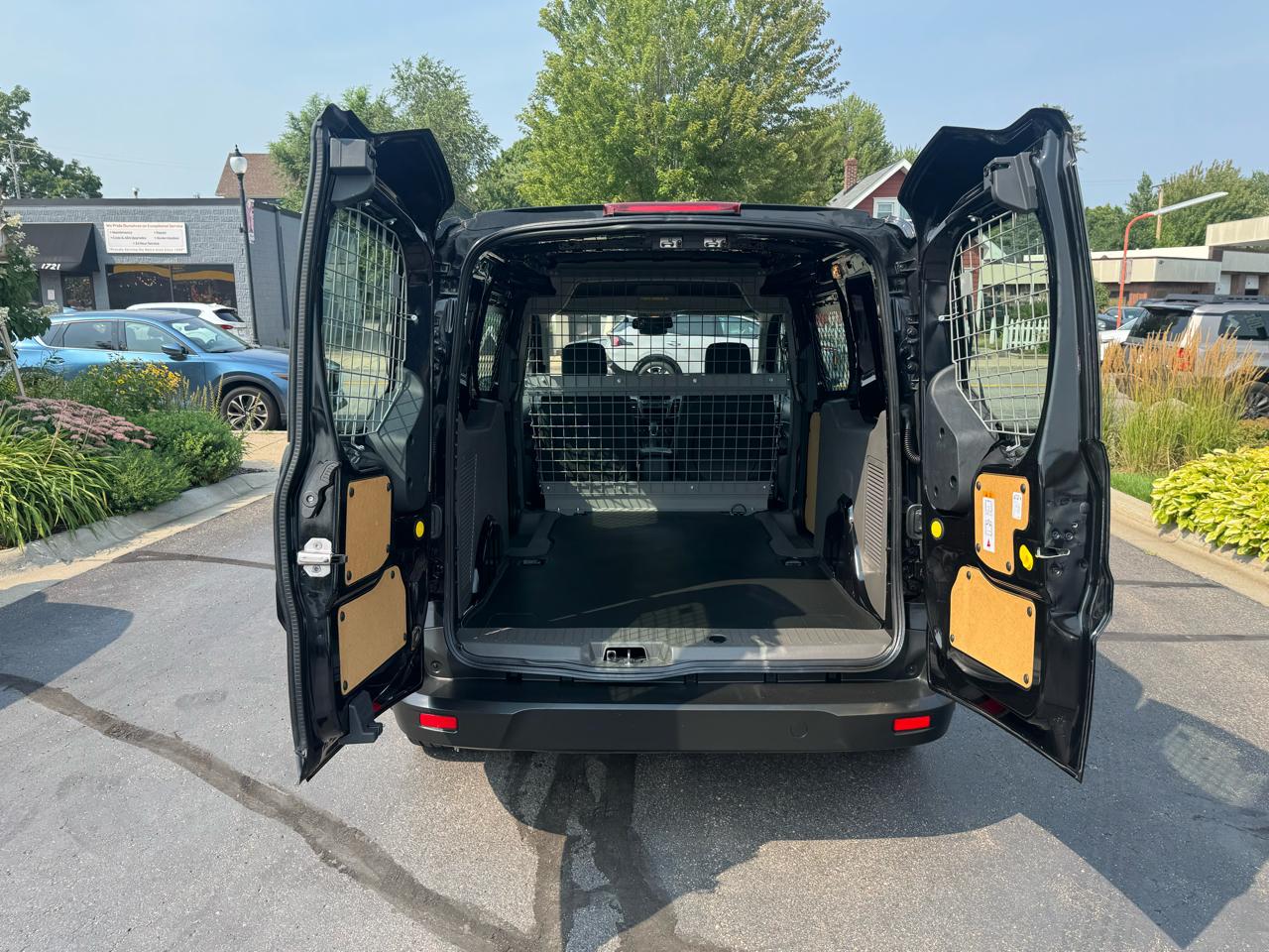 Ford Transit Connect Van XLT LWB w/Rear Symmetrical Doors 2022